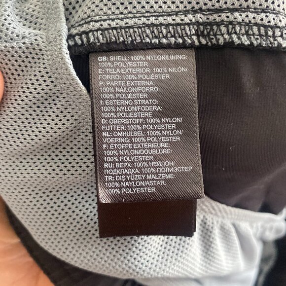 The North Face Belter Guide Trunk Shorts Black Color Men's XL 9.5 Inch Inseam - Picture 5 of 6